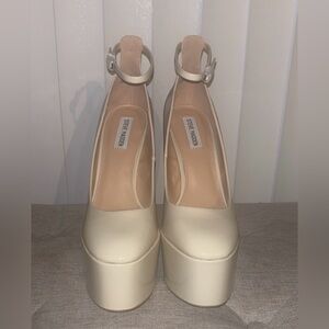 Steve Madden Cream Platform Heels